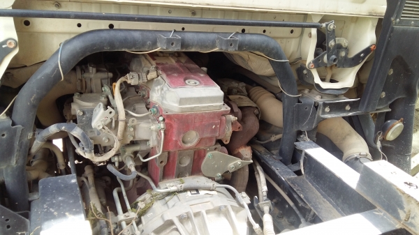 อยากแลก 6 ล้อตู้ยาว 7 เมตรคับ หรือ ขายดาวน์ 330,000