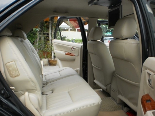 TOYOTA FORTUNER 4WD ตัวถังสวยจัด ไม่เคยชน ไม่มีน้ำท่วม TOYOTA FORTUNER 4WD ตัวถังสวยจัด ไม่เคยชน ไม่มีน้ำท่วม