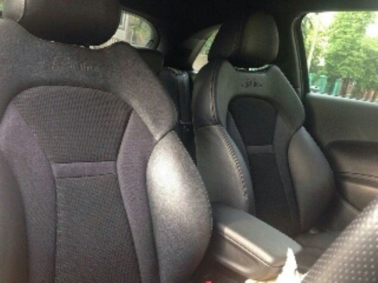 Audi A1 ตัวTOPสุด ปี2012 มือเดียว