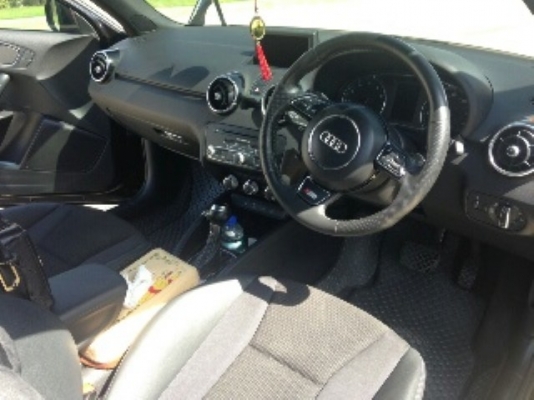 Audi A1 ตัวTOPสุด ปี2012 มือเดียว