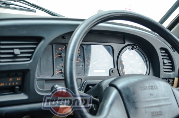 หัวเก๋งรถบรรทุก ISUZU DECA
