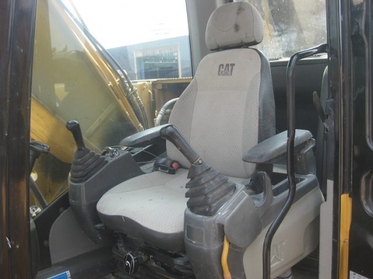 ขายด่วน รถขุดมือสอง ขายด่วน รถขุดมือสอง