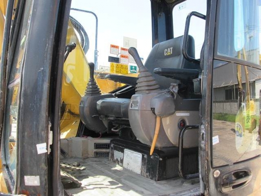 ขายด่วน รถขุดมือสอง ขายด่วน รถขุดมือสอง