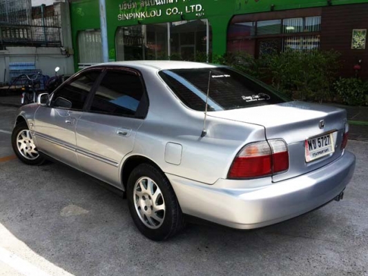 Honda accord 2.2 vtec ปี 97 แก๊ส lpg หรูหราขับสบาย Honda accord 2.2 vtec ปี 97 แก๊ส lpg หรูหราขับสบาย