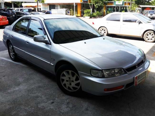 Honda accord 2.2 vtec ปี 97 แก๊ส lpg หรูหราขับสบาย Honda accord 2.2 vtec ปี 97 แก๊ส lpg หรูหราขับสบาย