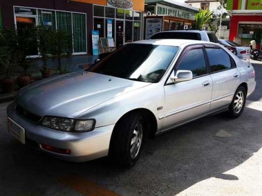 Honda accord 2.2 vtec ปี 97 แก๊ส lpg หรูหราขับสบาย Honda accord 2.2 vtec ปี 97 แก๊ส lpg หรูหราขับสบาย