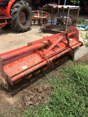 คูโบต้าL4708พร้อมใบมีดผานโรตารีอุปกรณ์3อย่างครบเลยครับ