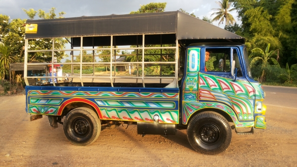 ขายรถบรรทุกสี่ล้อแอ๊วเพลาลอยเครื่องดีมากคัชซีสวยสภาพใช้งานได้ดีส่งฟรีครับ