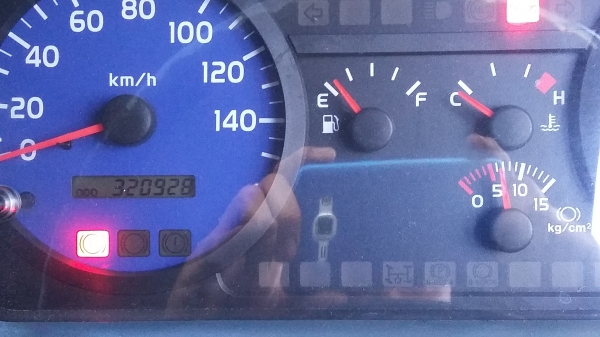 ขายรถ 10 ล้อ ดั้มสองเพลา ฮีโน่ เมก้า 220 ปี 48 ดั๊มดิน  สนใจ 0817368589