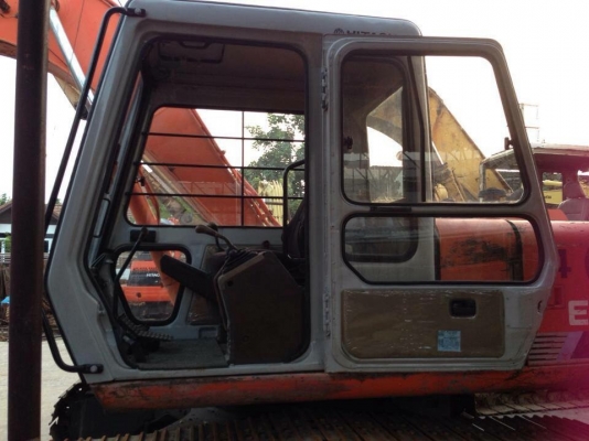 HITACHI EX100-1 รถเก่านอกนำเข้าจากญี่ปุ่นไม่เคยใช้งานในไทย HITACHI EX100-1 รถเก่านอกนำเข้าจากญี่ปุ่นไม่เคยใช้งานในไทย