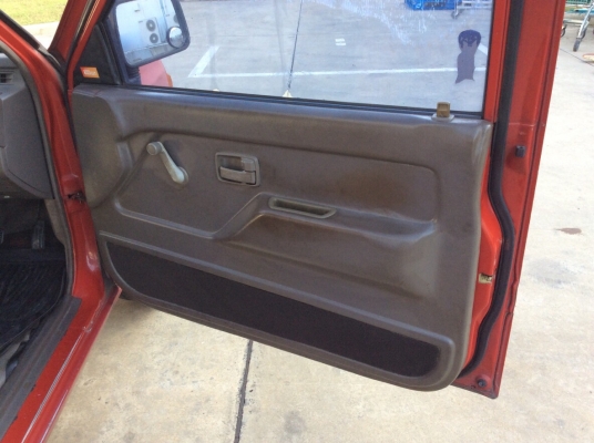 ขายรถ อีซูซุ มังกรตอนเดียว ปี96 เครื่องเดิม 2.5 เกียร์ธรรมดา ภายในสวยๆเดิมๆสะอาด เบาะหนังสวยไม่ขาด คอนโซลสวยเดิม แอร์เย็น วิทยุCD ไมล์ใช้ได้หมด ตัวถังเดิมๆซอกเดิมทั้งคัน สีซีด ห้องเครื่องเดิมๆสวยไม่มีชน ฝากระโปรงเดิม กันร้อนยังอยู่ คัสซีดี เครื่องแน่นๆ รถ