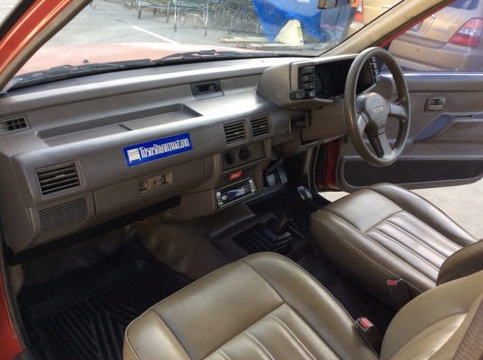 ขายรถ อีซูซุ มังกรตอนเดียว ปี96 เครื่องเดิม 2.5 เกียร์ธรรมดา ภายในสวยๆเดิมๆสะอาด เบาะหนังสวยไม่ขาด คอนโซลสวยเดิม แอร์เย็น วิทยุCD ไมล์ใช้ได้หมด ตัวถังเดิมๆซอกเดิมทั้งคัน สีซีด ห้องเครื่องเดิมๆสวยไม่มีชน ฝากระโปรงเดิม กันร้อนยังอยู่ คัสซีดี เครื่องแน่นๆ รถ