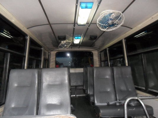 ขายรถบัสรับส่งนักเรียน