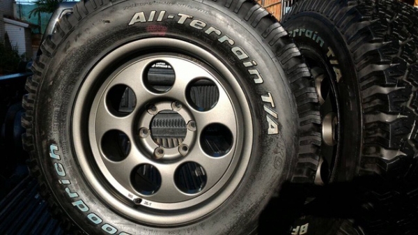 ขายยาง  BF ALL  265 x 70 x 17  พร้อมล้อ  หยดน้ำ