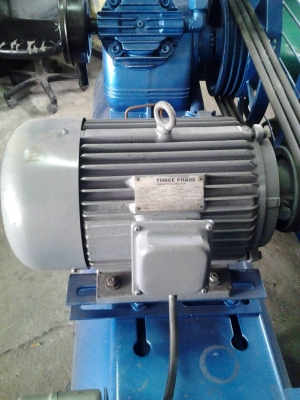 ปั๊มลม puma 10 แรง พร้อมรับประกันให้ 3เดือนครับ สินค้ามาไวไปไวเข้ามาเรื่อยๆครับราคาไม่แพง 45,000 บาท เท่านั้น