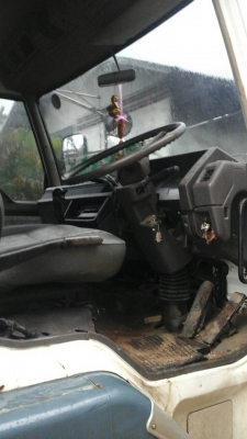 ขายดาวน์ สิบล้อ มิตซู FUSO FN 527M TG 220แรง10 สปีค 2 เพา สภาพดีสวยบางเดิมพร้อมใช้งาน (ทำเอกสาร เปลี่ยนสัญญา เช้า-ซื้อ วางดาวน์ ) รับรถกลับบ้านได้เลย ครับท่าน