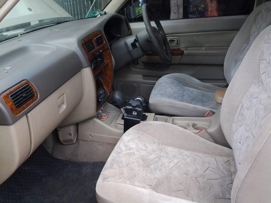 ขาย nissan fonteir ปี44