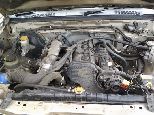 ขาย nissan fonteir ปี44