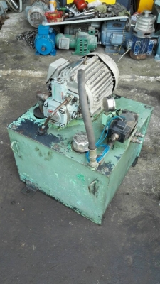 Sale>>ปั้มน้ำมันไฮดรอลิค ขนาด 3 HP. 380 V. ชุดอุปกรณ์ครบ พร้อมใช้