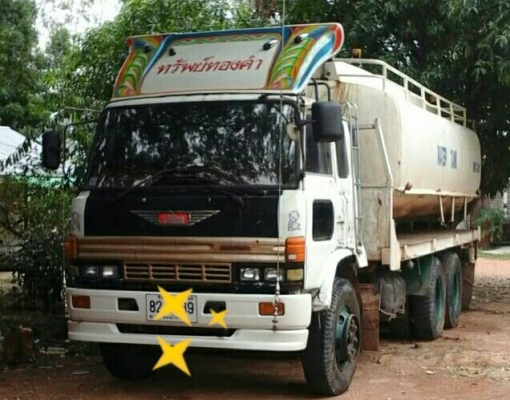 ขายดาวน์ สิบล้อ HiNO FM18 LA185 แรง 2 เพา สภาพดีใช้วิ่งงานอยุ่ครับ( เอกสารเปลียนสัญญาเช้าซื้อ) ดาวน์ 220,000บ ส่ง 27 งวด