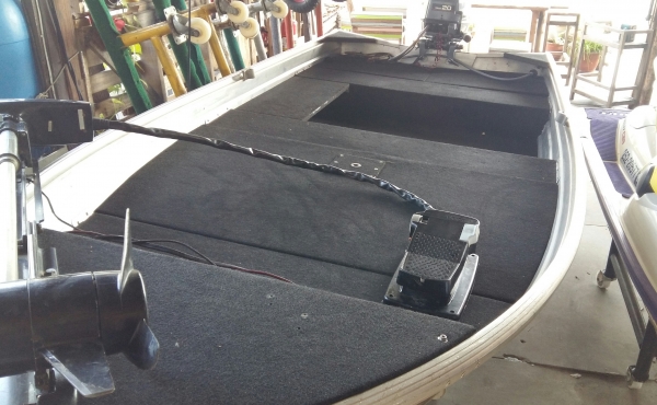 ขายเรืออลู Savage 12ฟุต พร้อมเทรลเลอร์  เครื่องยามาฮ่า 20 แรง หางสั้น 17" สตาร์ทไฟฟ้า และ Manual   Foot Control  43 ปอนด์ แบต 1 ลูก  เรือปูพรมกันน้ำของนอกแท้  สภาพ พร้อมใช้งาน....  ราคา  80,000