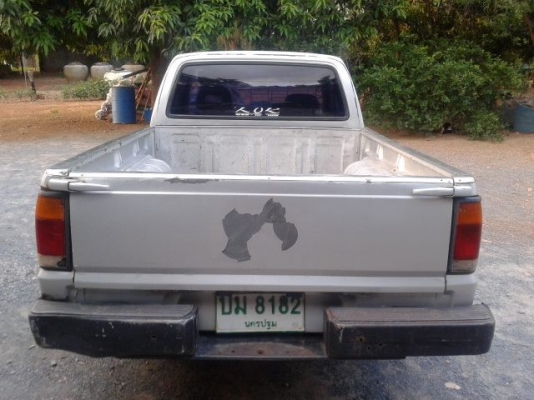 ขายมาสด้า B2500 เครื่องมังกรดำ จดทะเบียนปี2540