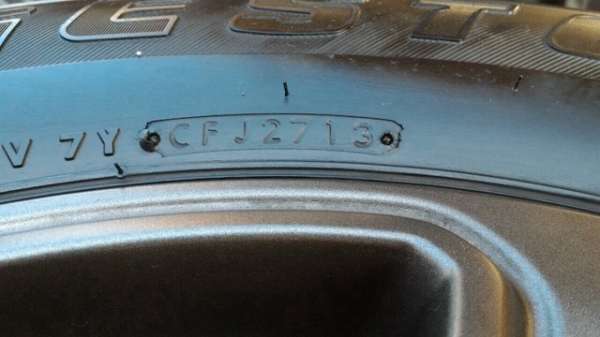 ขายยาง BS 265 x 65 x 17 พร้อมล้อ Ford Ranger ขายยาง BS 265 x 65 x 17 พร้อมล้อ Ford Ranger