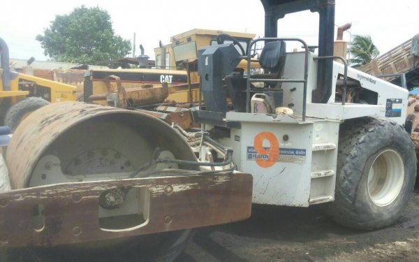 ขายรถบด INGGERSOLLRAND สองเพลา เปลือกเดียว เอกสารเล่ม ราคา 1000000