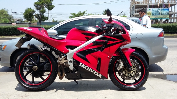 ขายด่วน honda vfr 400 nc 30 ทะเบียน พรบ. ภาษีเต็ม 75000 บาท
