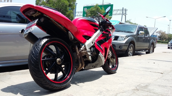 ขายด่วน honda vfr 400 nc 30 ทะเบียน พรบ. ภาษีเต็ม 75000 บาท
