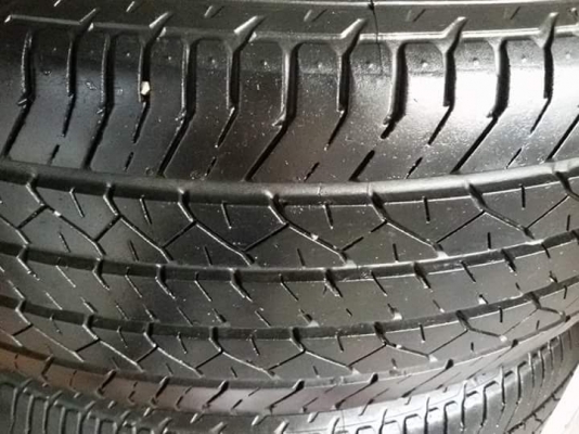 ยาง Dunlop ผลิต made in japan ขอบ 18  235 / 55 / 18