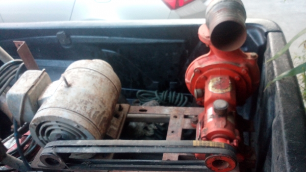 ขาย !! มอเตอร์3แรง 220 v.มิตซู ชนติดกับปั้มหอยโข่ง ขนาด2"