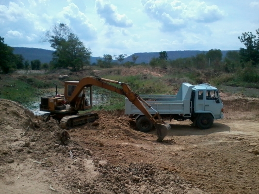 ขายหกล้อ 550,000 จะเลิกทำแล้ว เบื่อคนในเครื่องแบบรีดไถ ขายหกล้อ 550,000 จะเลิกทำแล้ว เบื่อคนในเครื่องแบบรีดไถ