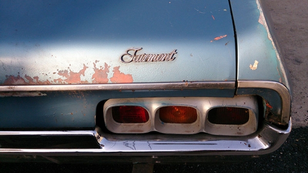 ขายรถยนต์เก๋งฟอร์ดโบราณ 16550 บาท