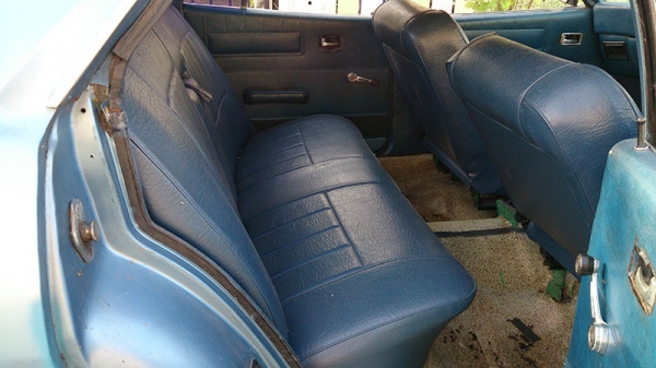 ขายรถยนต์เก๋งฟอร์ดโบราณ 16550 บาท ขายรถยนต์เก๋งฟอร์ดโบราณ 16550 บาท