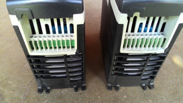 ขาย INVERTER ยี่ห้อ(EMERSON) Control techniques 0.75 KW, 1 HP ใช้ไฟบ้าน