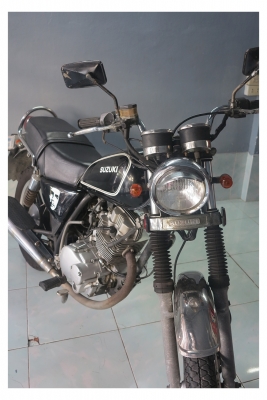 Suzuki Gn 125 ทะเบียนเต็ม