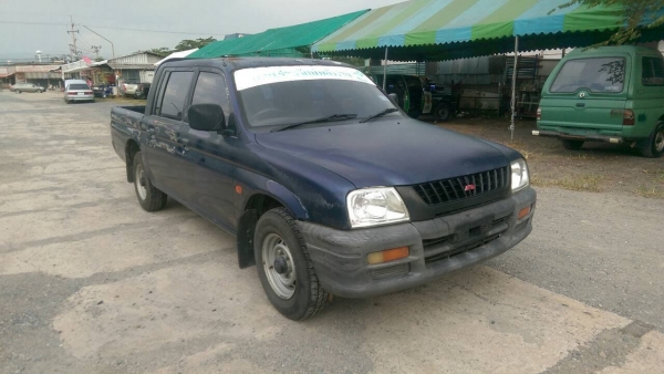 มิตซู สตาด้าL200 4ประตู มิตซู สตาด้าL200 4ประตู
