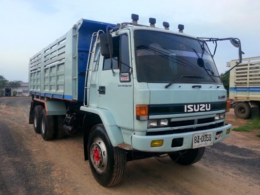 ขายดั้ม2เพลา ร็อกกี้195แรง พ.เพาเวอร์ เบรกทิฟฟี่ ภายในสวย แอร์เย็น สภาพพร้อมใช้งาน เอกสารพร้อมโอน สนใจโทร 090-8588220คุณนะ 093-3258446คุณบิว ID:narong498 หรือเข้าดูสินค้าอื่นๆได้ที่ www.truck.in.th/498 หรือเพจFacebook ณรงค์ ซื้อขายรถมือสอง (เว็บไซต์ส่วนตั