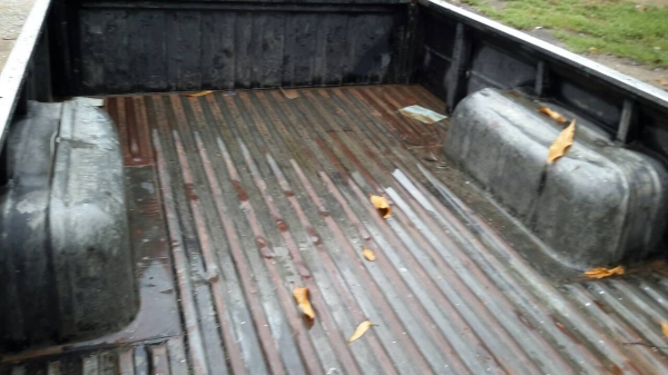 รถปิ๊คอัพนิสสัน สภาพพร้อมใช้งาน รถปิ๊คอัพนิสสัน สภาพพร้อมใช้งาน