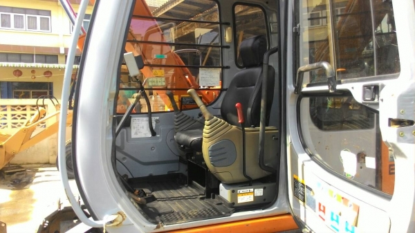 ขาย HITACHI EX60-5 มาใหม่  เก่าญี่ปุ่น  สภาพสวยมากๆๆ  สนใจโทร  089-3818694  ดวงนภาจ้า