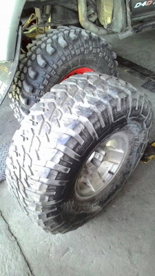 35X12.50R15 GOODYEAR WRANGLER MT/R มี 1 ล้อ tel.081-427-3941