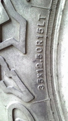 35X12.50R15 GOODYEAR WRANGLER MT/R มี 1 ล้อ tel.081-427-3941