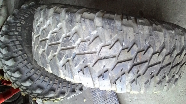 35X12.50R15 GOODYEAR WRANGLER MT/R มี 1 ล้อ tel.081-427-3941