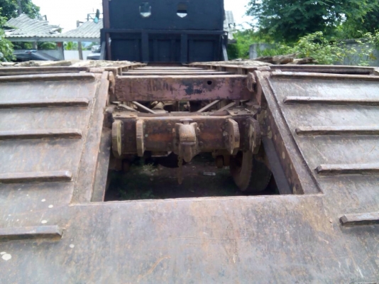 NISSAN UD 185 HP PE6 รถหัวยาวสิบล้อ 2 เพลา เทรลเลอร์ท้ายลาดขึ้นรถแบ็คโฮร PC 200 ได้เลยครับ เครื่องยนต์แรงดีแห้งดีไม่มีเยิ้ม หัวเก๋งสวยไม่มีผุภายในเก๋งคอนโซลครบพร้อม มีเกียร์กลางครบครัน ช่วงล่างแน่นคัชซีใหญ่ไม่มีแตกบวม ยาง 10 เส้นสภาพดีประมาณ 65\% พร้อมใช้ง