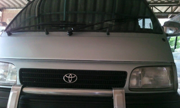 ขายรถตู้หลังคาสูง TOYOTA COMMUTER ปี 96 ราคา 120,000 ตามสภาพครับ (ขายแล้ว)