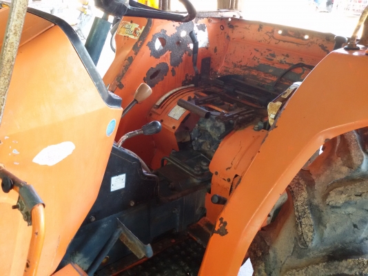 ปัญญาแทรคเตอร์..จัดมาให้ครับ ด่วน!!!คูโบต้า L2402DT ตัวเปล่า พวงมาลัยเพาเวอร์ สภาพเดิมๆ