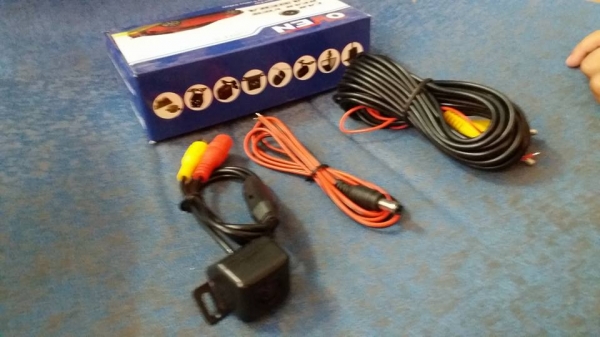 ขายกล้องถอยหลังหลังและสายอากาศติดกระจก