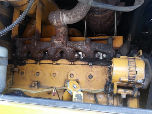 ขาย KOMATSU WA 100-1 ซีเรียล 30,000 นำเข้าจากญี่ปุ่น 090-986-2521 อ๊อบ