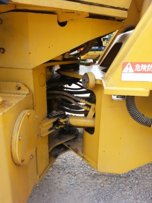 ขาย KOMATSU WA 100-1 ซีเรียล 30,000 นำเข้าจากญี่ปุ่น 090-986-2521 อ๊อบ